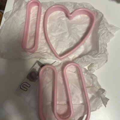 Cortadores de galletas Avon I Love U 2011 rosa 3 piezas Juego Caja Original e Instrucciones  Foto 1 de 3