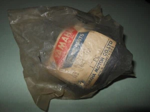 NOS OEM Yamaha YL1 YL2 YH2 H2 Right Handle Switch # 132-82621-11 - Picture 1 of 6