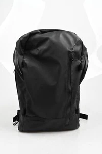 Wandrd Duo Daypack 20L Black Backpack #513 - Picture 1 of 7