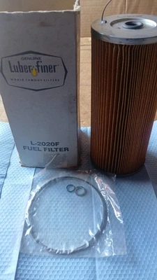 Luber-Finer L2020F-30 Fuel Filter Replaces FLEETGUARD FS20203 JOHN DEERE RE17132 - Image 1 of 4