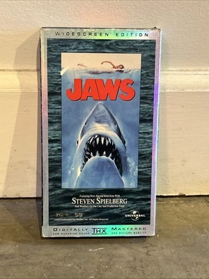 Jaws (VHS, 1997, Widescreen) Roy Scheider, Robert Shaw Holographic Slip Cover - Image 1 of 4