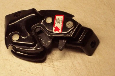 通用 15027990 NOS 1998-99 雪佛兰 Suburban LH 后门上锁 — 第 1/3 张图片