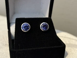 925 Sterling BLUE Cubic Zirconia Lab Sapphire Earrings Studs wBox XMAS GIFT! - Picture 1 of 8