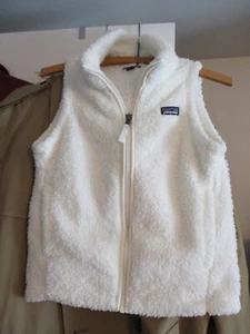Patagonia Vest Jacket Girls M 10 White Fuzzy Fleece Outdoor Hiking Casual Youth - Picture 1 of 4