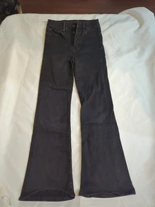Pantalones de mezclilla acampanados de tiro más alto American Eagle Next Level elásticos negros talla 0 - Imagen 1 de 16