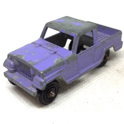 Jeep Wagoneer Tootsietoy púrpura hecho en Estados Unidos Foto 1 de 4