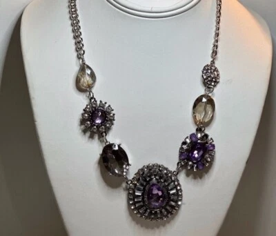 Collar con Cuentas de Cristal de Cuarzo Ahumado Morado Diseño por Vera Wang  Foto 1 de 4