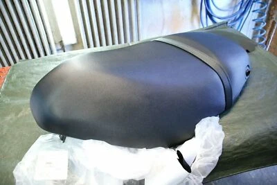 original Sitzbank NEU Piaggio ZIP 2 50 100 125 CM009605 Sitz Sattel Seat Sella - Bild 1 von 4