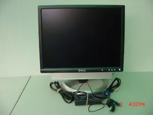 Dell UltraSharp 2001FP 20" wide screen LCD Monitor with Black Sound Bar - Picture 1 of 6