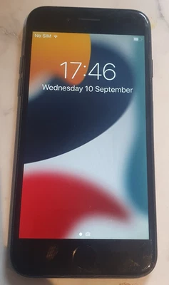 Apple iPhone 7 - 32GB - Black (O2) A1778 (GSM) - Image 1 of 4