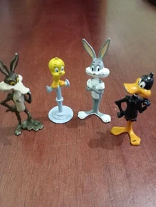 Set of 4 Die Cast Metal Looney Tunes Figures 1973 Vintage - Picture 1 of 8