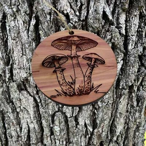 Toadstool - Cedar Ornament - Picture 1 of 4