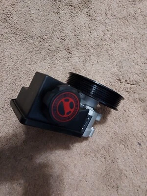 99-04 Jeep Grand Cherokee WJ 4.0 Power Steering Pump  - Image 1 of 3