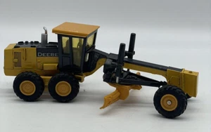 Ertl John Deere Yellow Road Grader Metal - Picture 1 of 11