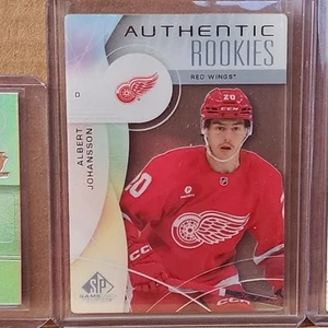 Albert Johansson 2024-25 SP Game Used Rookie Acetate #1/25 Detroit Red Wings - Picture 1 of 3