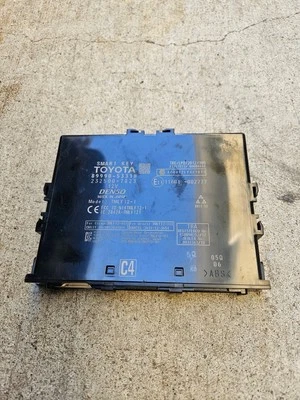 2014-17 LEXUS  IS250/IS350 Smart keyless control unit module OEM 89990-53310 Foto 1 de 2