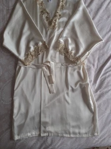cream Coemi satin silk dressing gown size s-m - Picture 1 of 7