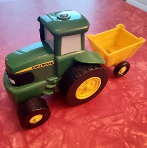 Nana's 2009 VTG Learning Curve John Deere Wave & Go Green Tractor Wagon WORKS - Picture 1 of 7
