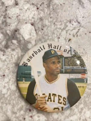 ROBERTO CLEMENTE-Hall Of Fame 3” Button-1978 Pirates-HF15-Vintage - Image 1 of 3
