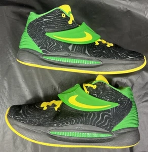 Zapatos de baloncesto para hombre talla 15 Nike KD 14 Oregon Ducks PE muestra FUERA negros/verdes - Imagen 1 de 10