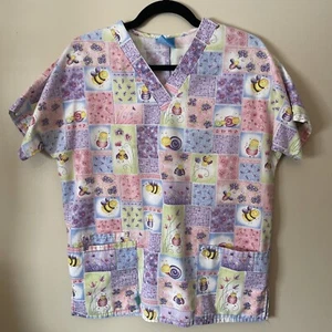 Scrub HQ women's size M scrubs top multicolor print v-neck short sleeve pockets - Picture 1 of 10