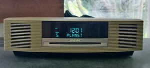 Bose Wave Music System AWRCC4 avec télécommande et accessoires - Photo 1/10