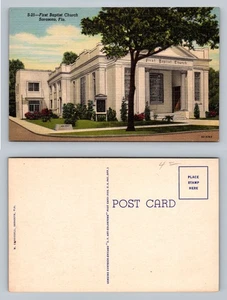 Sarasota, FL-Florida, First Baptist Church Building Palm Trees, Vintage Postcard - Picture 1 of 3