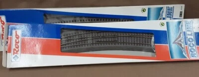2 Roco HO Curved Turnouts Right Manual with Roadbed #42569 - Image 1 of 2