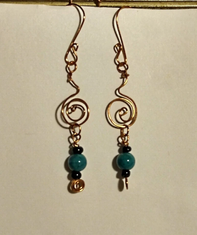 pendientes colgantes de cobre hechos a mano Foto 1 de 1