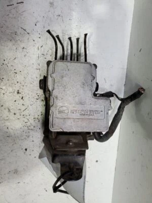 2000-2002, Isuzu Rodeo, Conjunto de modulador de piezas de freno antibloqueo, N.º de parte: 897263400 Foto 1 de 4