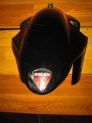 GUARDABARROS DELANTERO DUCATI 2003-2007 749 999 (negro brillante) Foto 1 de 4