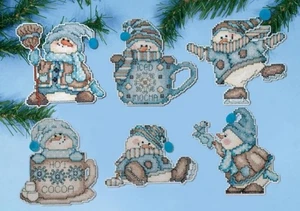 Design Works Cocoa Snowmen Ornaments Counted Cross Stitch Kit - Picture 1 of 1
