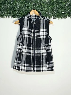 Croft & Barrow Quilted VEST Black/White Plaid  lightweight Small - Image 1 of 4
