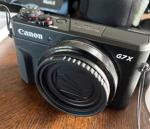 Canon PowerShot G7X Mark II 2 inkl. Zubehörpaket - Bild 1 von 5