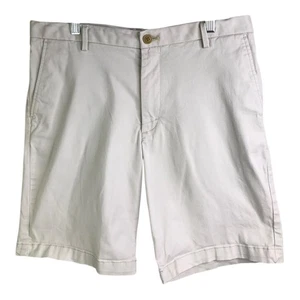 Izod Saltwear Shorts Mens Size 32 Stretch Light Khaki Flat Front Inseam 9.5" - Picture 1 of 5
