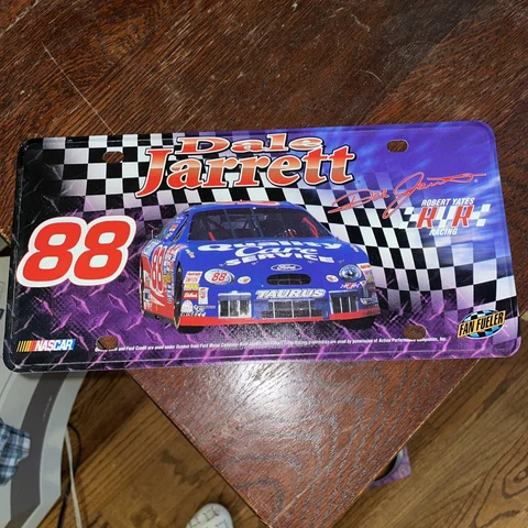 VINTAGE DALE JARRETT 88 QUALITY CARE TAURUS CHECKERED FLAG METAL LICENSE PLATE Cover