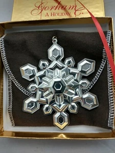 2001 Gorham Sterling Silver Christmas Snowflake Ornament New, MINT, Box, Bag - Picture 1 of 5