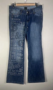 Dom Jeans Denim Rita Fink Strass Worte verziert Gr. 48 (32 US) Neu mit Etikett - Bild 1 von 8