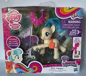 My Little Pony Explore Equestria Miss Pommel Runway Show Set -damaged Box - Picture 1 of 16
