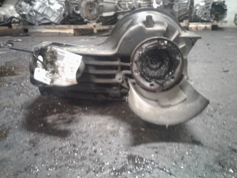 Eje trasero Carrier 2,7 L ID Eut compatible con 00-04 AUDI A6 1588822 Foto 1 de 4