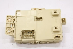 2018 - 2023 HYUNDAI KONA CABIN FUSE RELAY BOX JUNCTION BLOCK OEM 91951J9360 - Picture 1 of 23