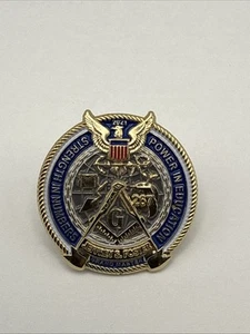 Masonic US Coast Guard Veteran Limited Edition Challenge Coin Gold Plated - Bild 1 von 5