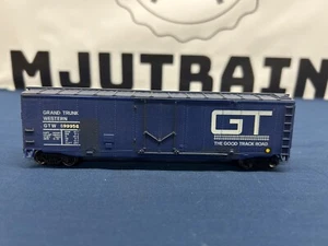 Model Power HO Grand Trunk Western #599956 50’ Plug Door Box Car NO BOX - Picture 1 of 4