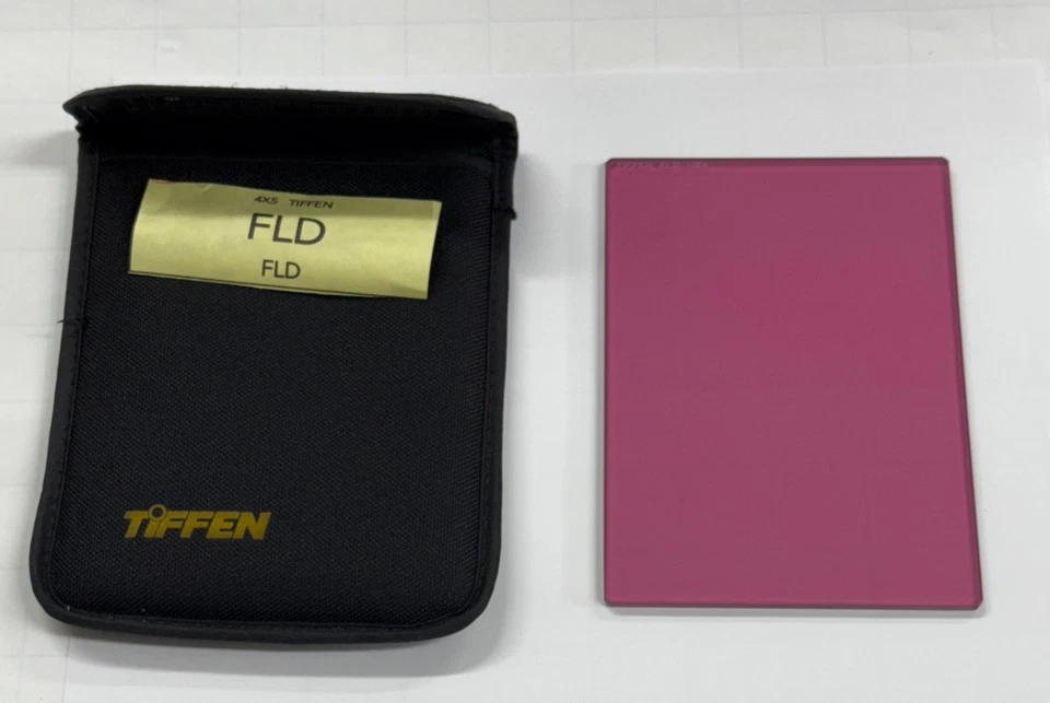 Tiffen 4x565"  FL-D Fluorescent Glass Filter for Daylight Film - Image 1 of 4