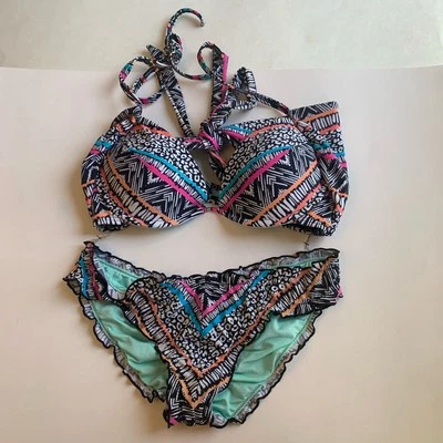 COCO RAVE Black Geometric Design Bikini Size 34D - Image 1 of 4