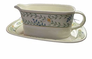 Mikasa English Terrace Gravy Boat with Underplate - Picture 1 of 8