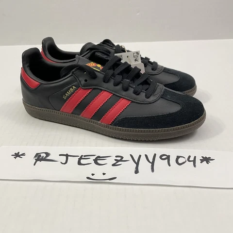 Mens Size 7 | Womens Size 8 Adidas x Manchester United Samba OG Shoes HQ7030 Cover