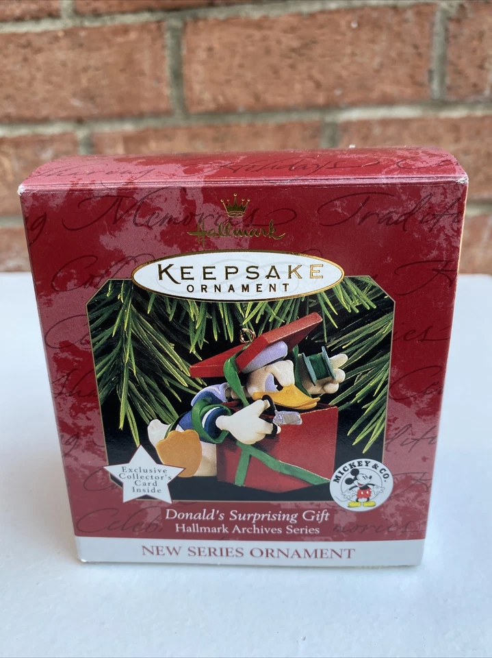 1997 Hallmark Disney Donald's Surprising Gift Keepsake Ornament QXD4025