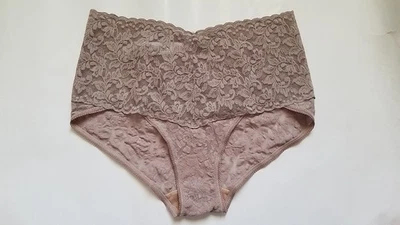 NWOT Hanky Panky Signature Lace Retro Vikini Briefs Panties, Taupe, Size S - Image 1 of 3