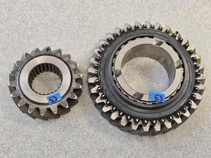 VERY NICE PORSCHE 911 915 TRANSMISSION 2nd SPEED "HW" GEARSET 18:32 #53 - Picture 1 of 10